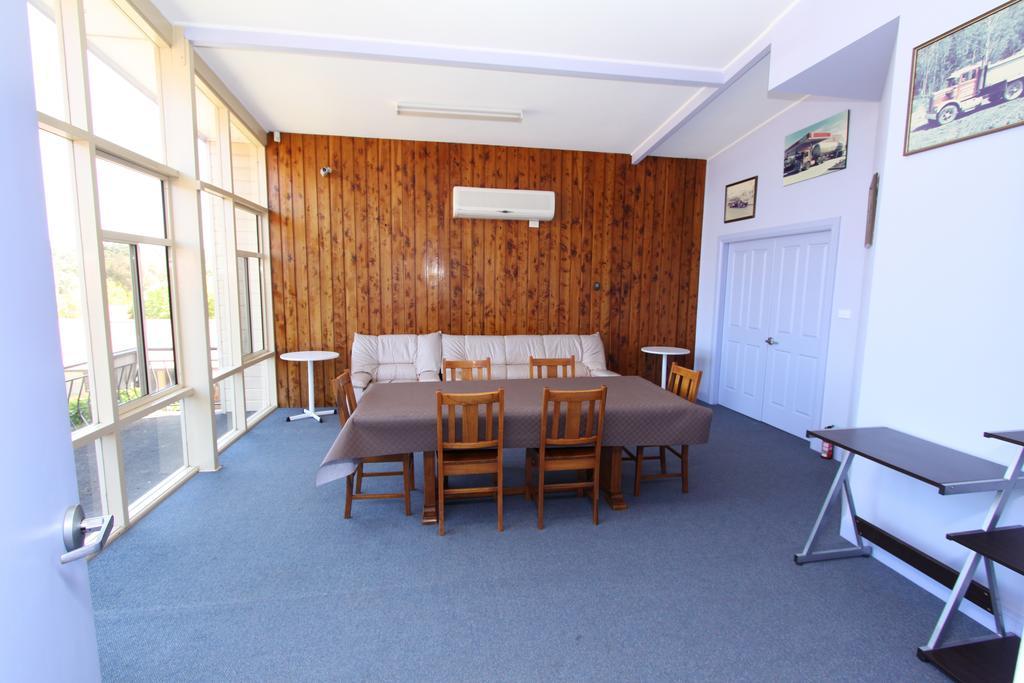 Waterview Gosford Motor Inn Room photo