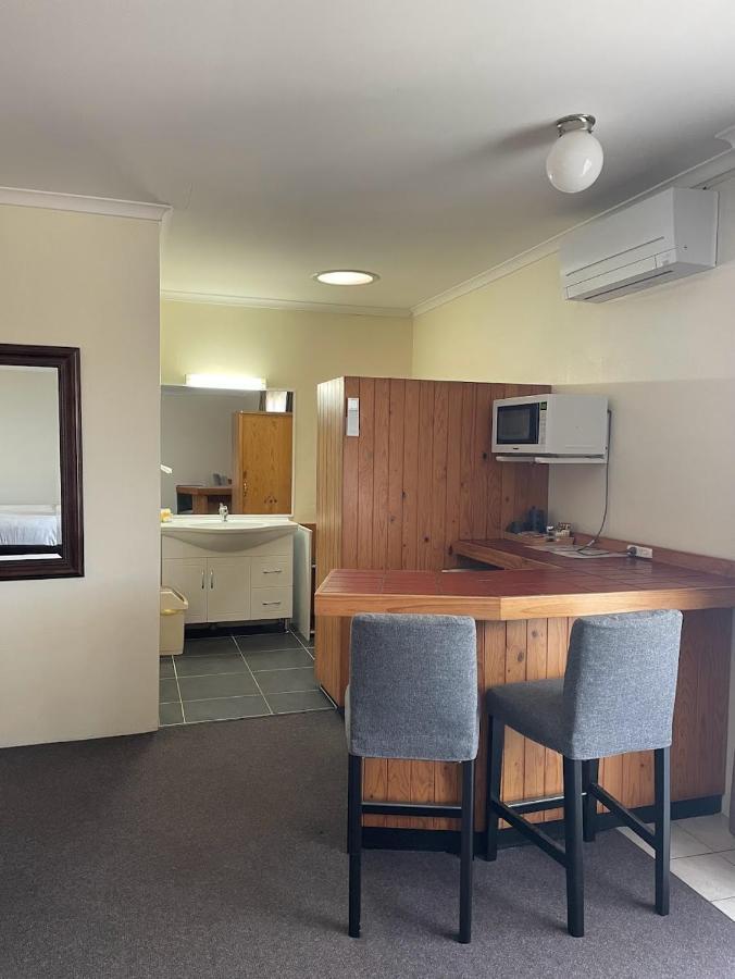 Waterview Gosford Motor Inn Exterior photo
